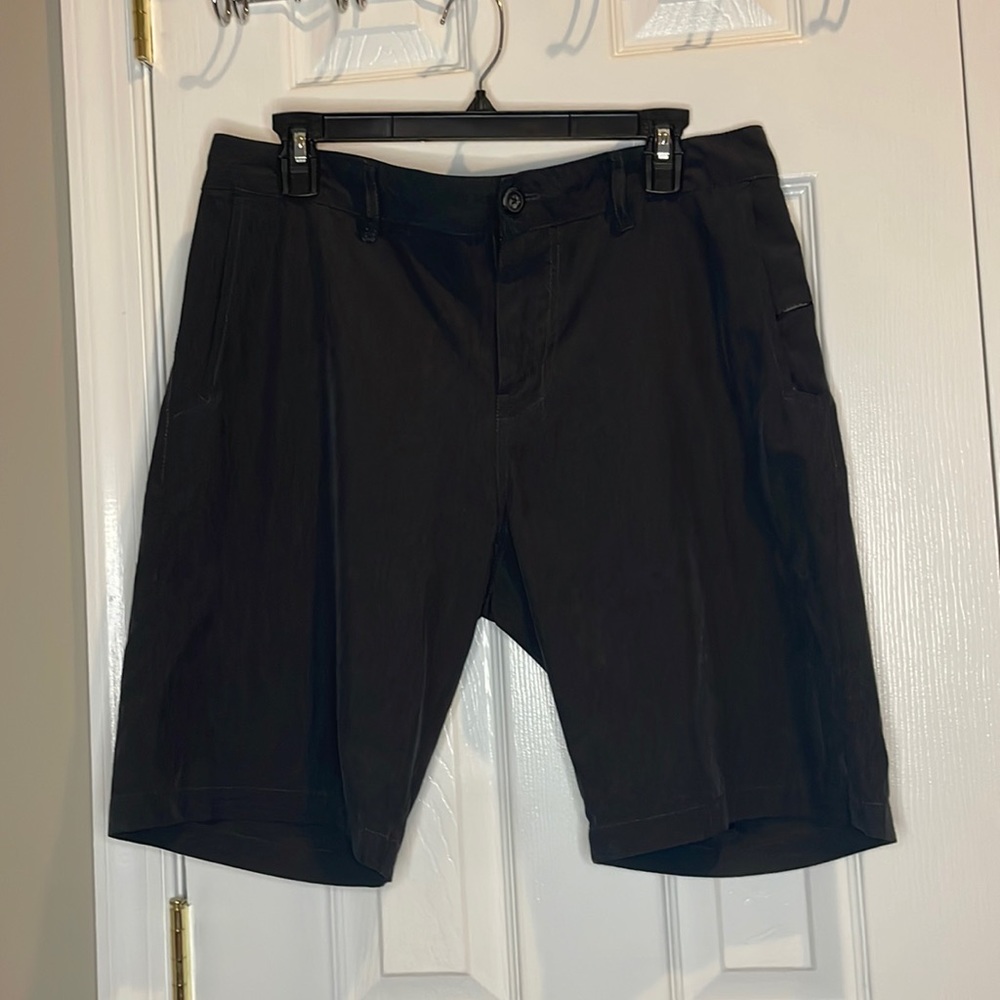 Nitrous Black Stretch Shorts size 32